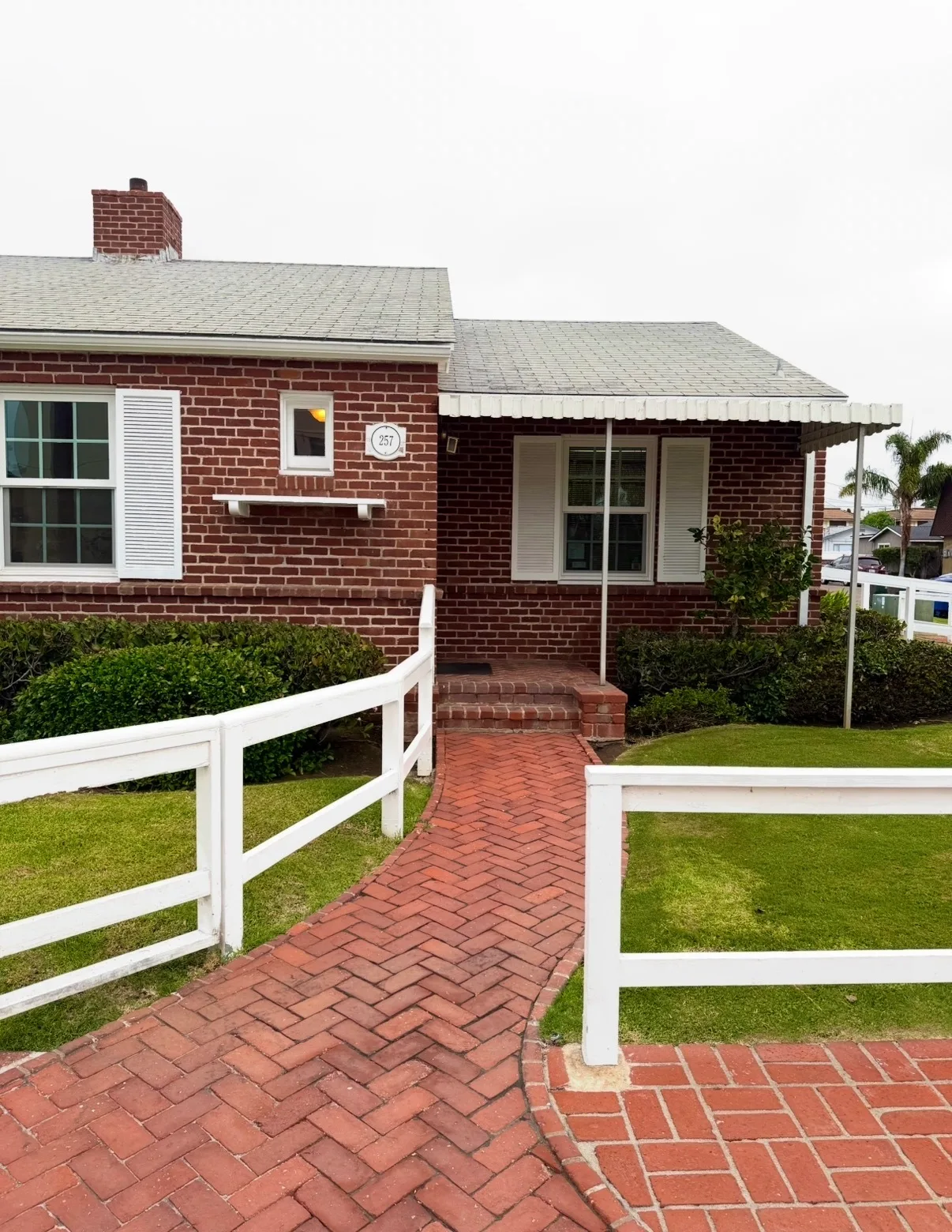 The brick walkway and entrance to San Diego Bay Dental